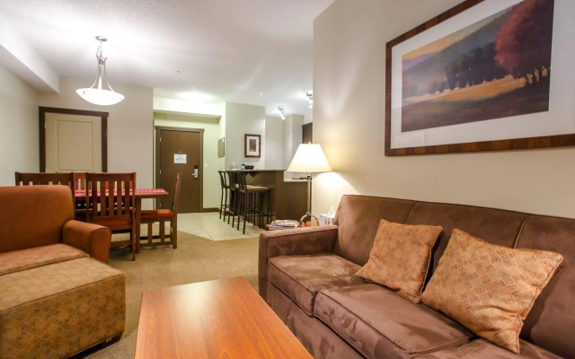 Silver Rock Condos