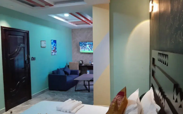 Mazola Diamond Hotel