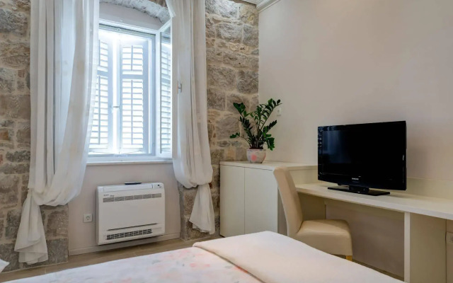 Bouganvillea Split Apartments