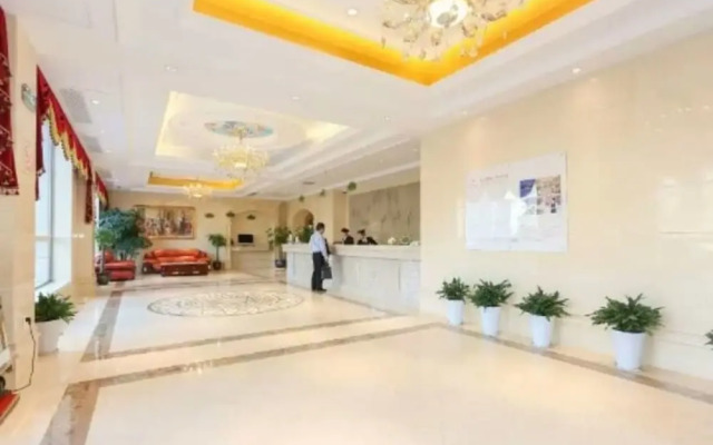 Vienna Int'l Hotel Xinchang Ancient Town