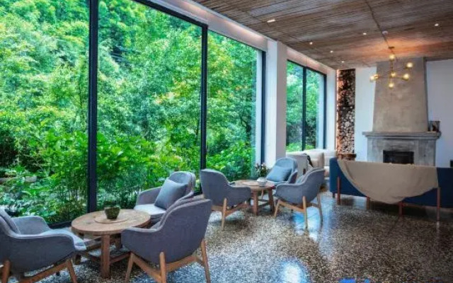 Bifengxia Yunshang Tingshui B&B