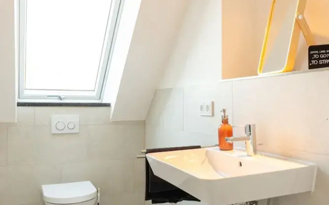 NEU-Luxus Apartment-Zentral 350m Altstadt-2Zi-65qm