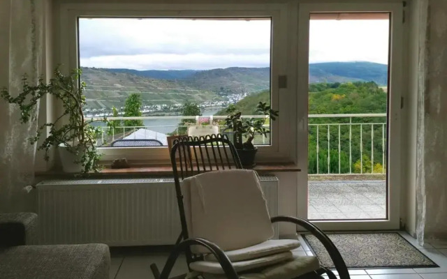 Schau-Rhein#1 - On top of Bacharach, Rhineview