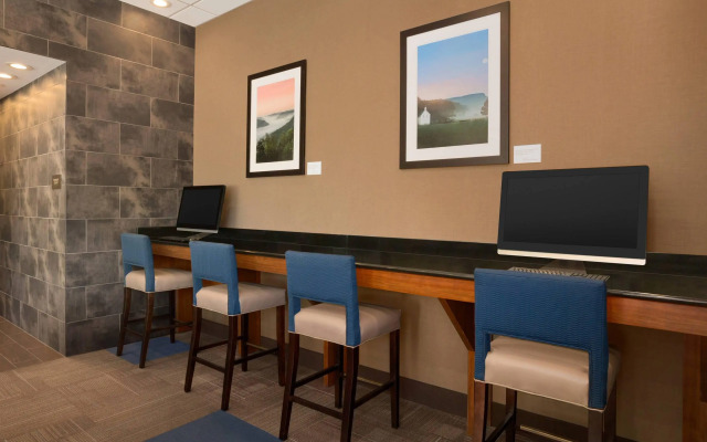 Comfort Inn & Suites Presidential - Downtown Little Rock
