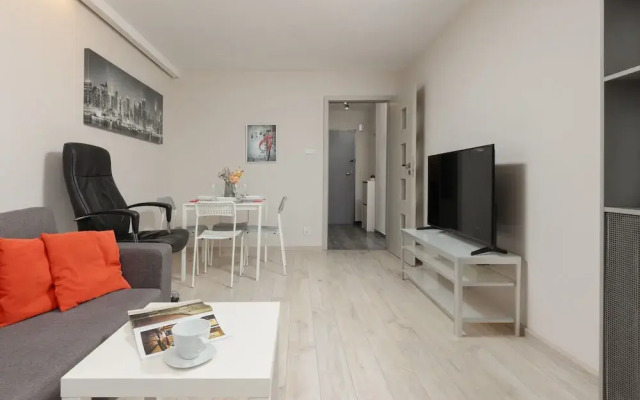City Center Apartment by Renters