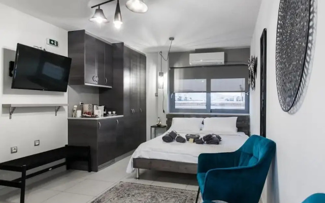 Acropolis view sky suite