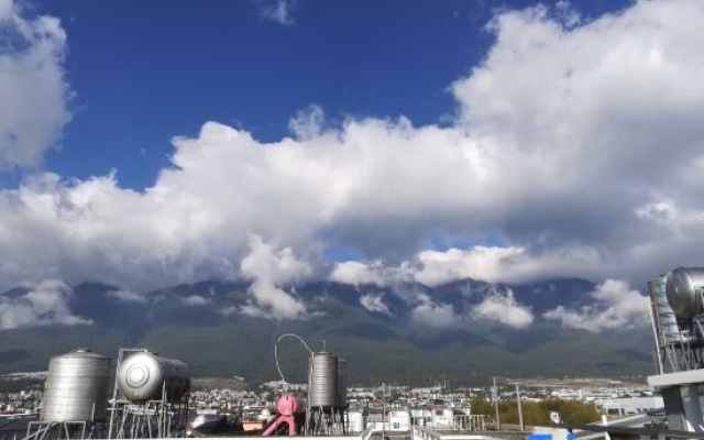 Yunbu Outdoor Themed Inn