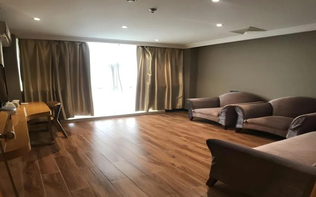 GreenTree Inn Jiangyin Zhouzhuang Shiji Avenue Business Hotel