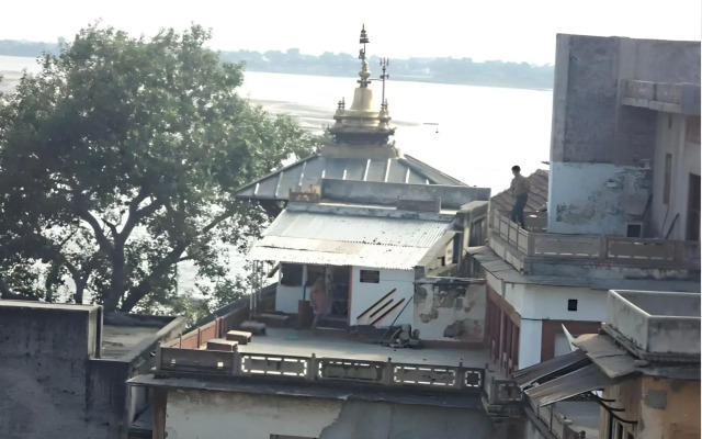 Suraj Guest House