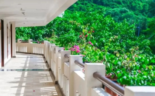 Yuhuayuan Sea View Hotel