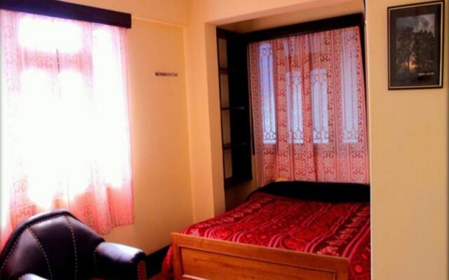 Hotel Three V