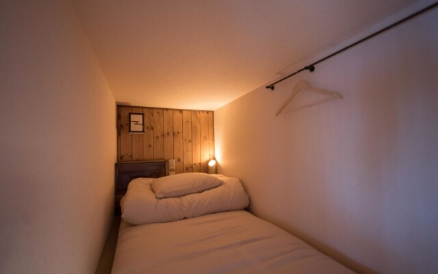 Hostel Knot