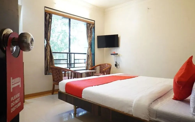 OYO 23430 Hotel Radiant