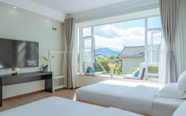 Floral Hotel · Mo Tan Lijiang