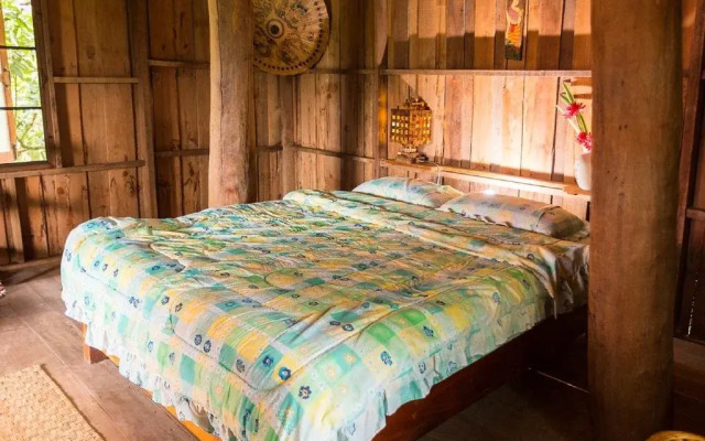 Khoom Kam Kaew Farm & Resort