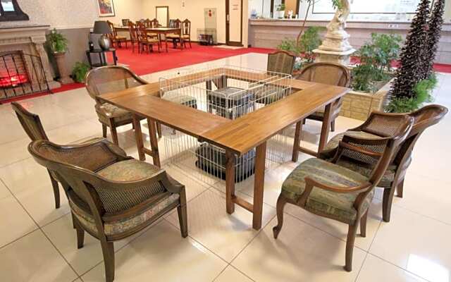 Hotel Swan Lake Nagara