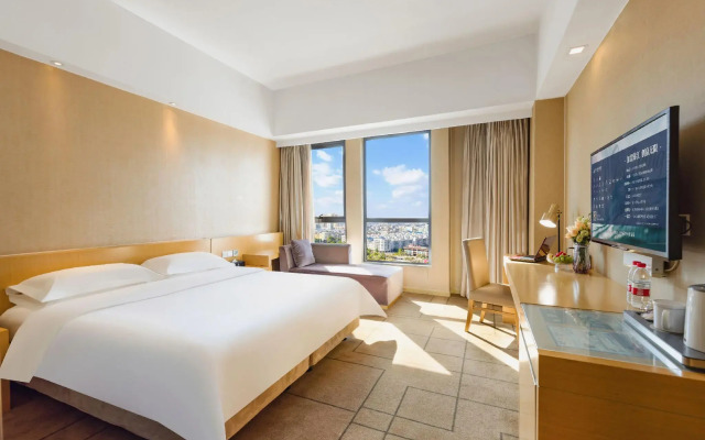 Home Inn (Jiangyin Middle Chengjiang Road)
