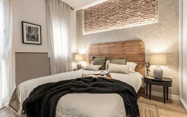 Alcazar - 1 Bedroom and Terrace in Almagro