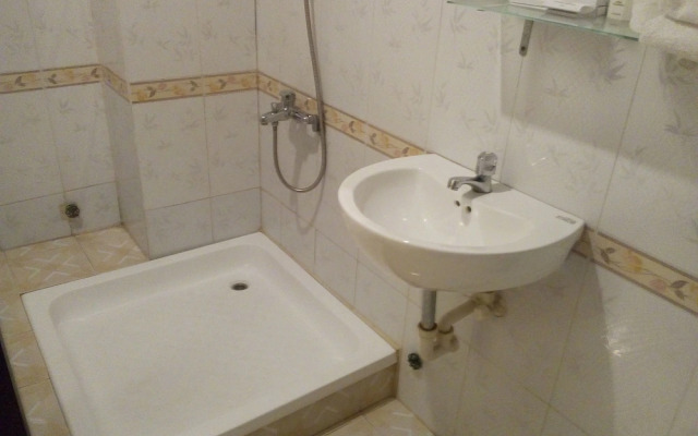 Hue Boutique Homestay