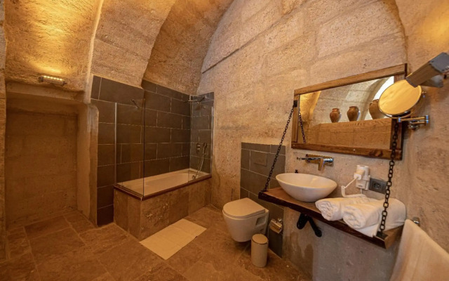 Sunak Cave Hotel