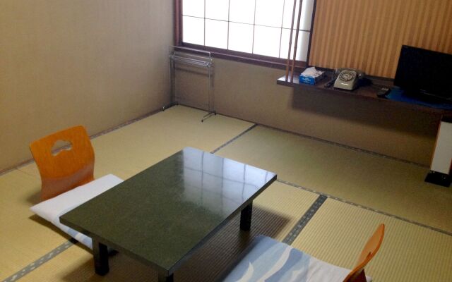 Nakayasu Ryokan