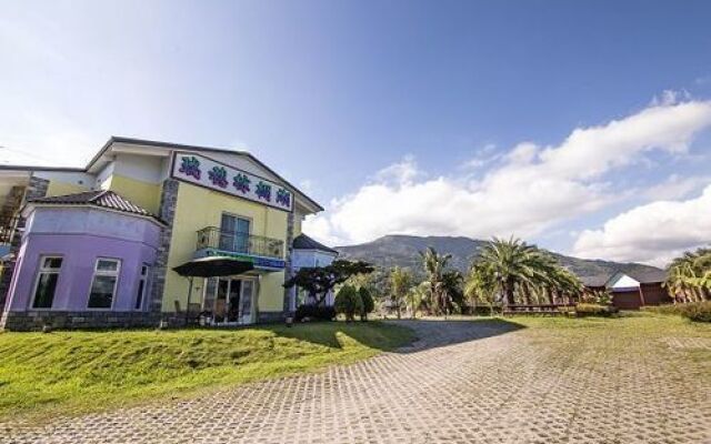 Ruisui Palm Lakes B&B