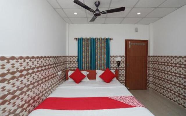 OYO 24224 Varsha Resort