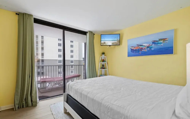 Windward 408 at Edgewater