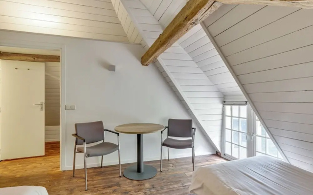 Attractively Renovated Farmhouse From Around 1700