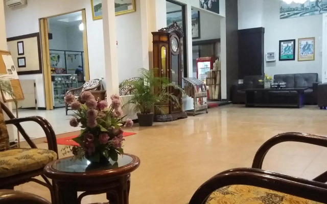 Queen City Hotel