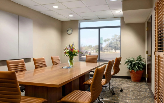 Wingate by Wyndham - Wilmington