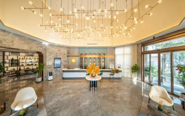 LANOU Hotel (Wanda Plaza, Jingzhou Ancient City)