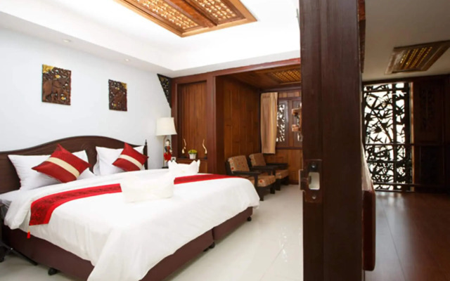 Chang Siam Inn