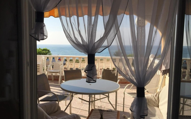 Seafront Dream Apartment