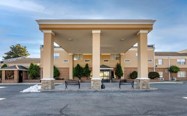 Comfort Inn & Suites