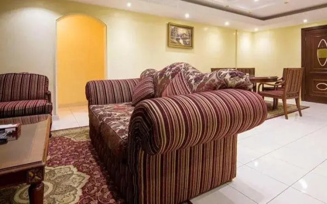 Family House Hotel