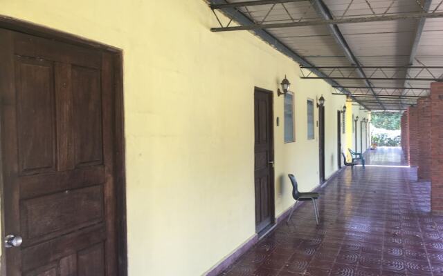 Gorgona Beach Hotel
