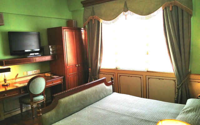 The Gordon House Hotel