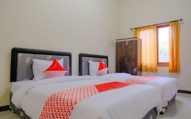 RedDoorz Syariah @ Sakinah Family Tulungagung