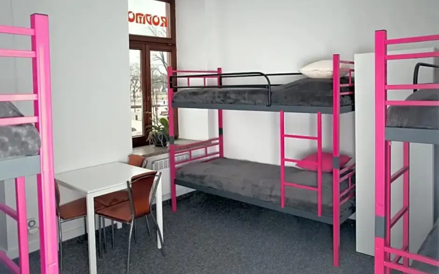 Rodmos Hostel