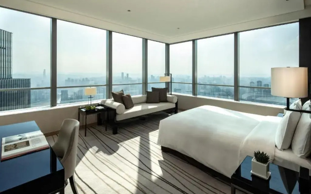 Niccolo Chongqing