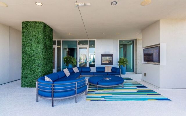 CHIC COLLECTION by NOHOTEL on 6th Street