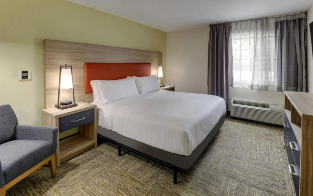 Candlewood Suites Lexington by IHG