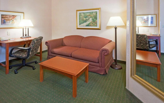 Holiday Inn Hotel & Suites Madison West - Middleton by IHG