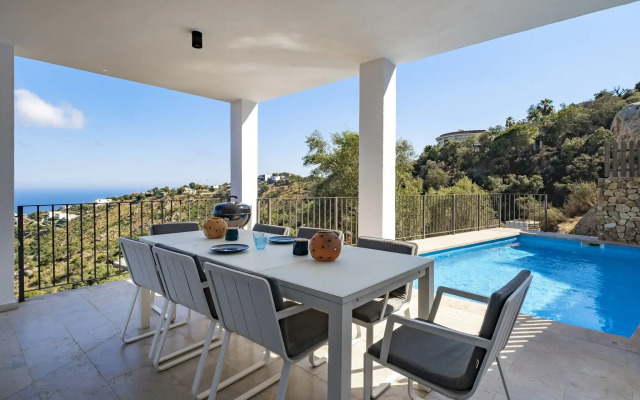 Beautiful Villa in Castell-Platja d'Aro with Pool, Sea Views