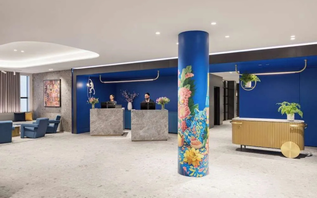 Hotel Indigo Melbourne Little Collins by IHG