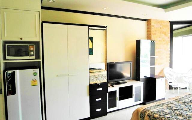 Fully Equipped Studio Apartment View Talay 1 Pattaya