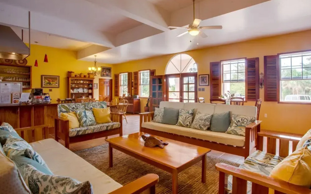 The Crimson Orchid Inn at Orchid Bay