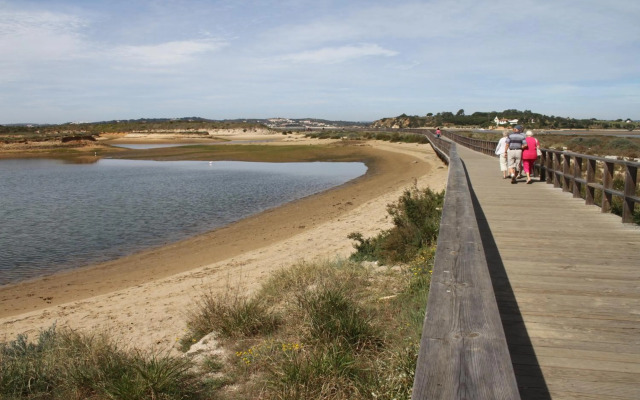 Villa Linda, Alto da Ria