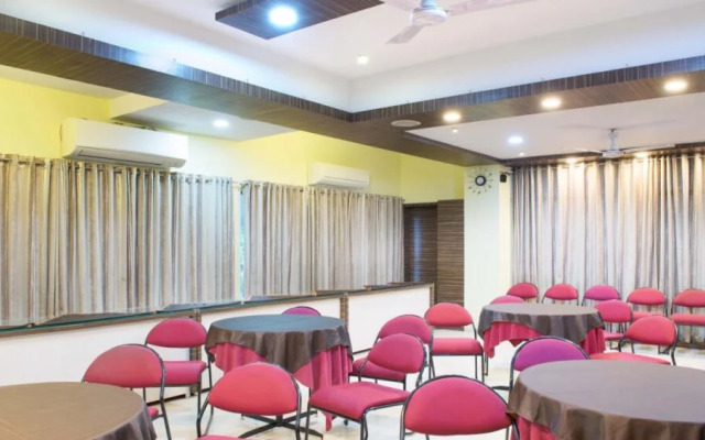 Treebo Trend Jog Centre